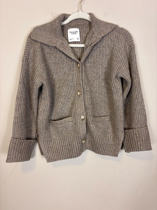 Abercrombie & Fitch Sweaters - Abercrombie & Fitch Women's Brown Ribbed Button-Up Cardigan Sweater XXS